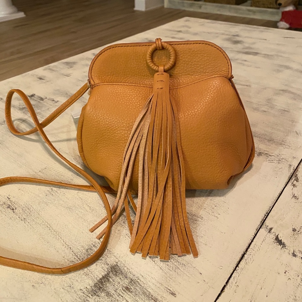 NWT HOBO Birdy Crossbody